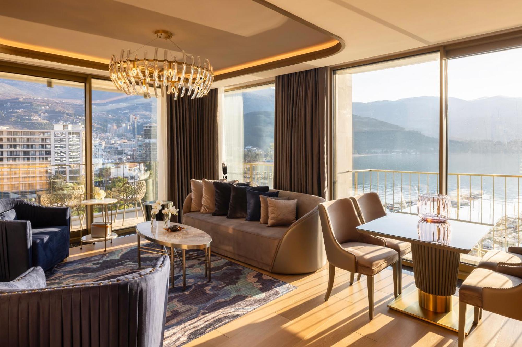 Merit Starlit Hotel & Residences ブドヴァ エクステリア 写真