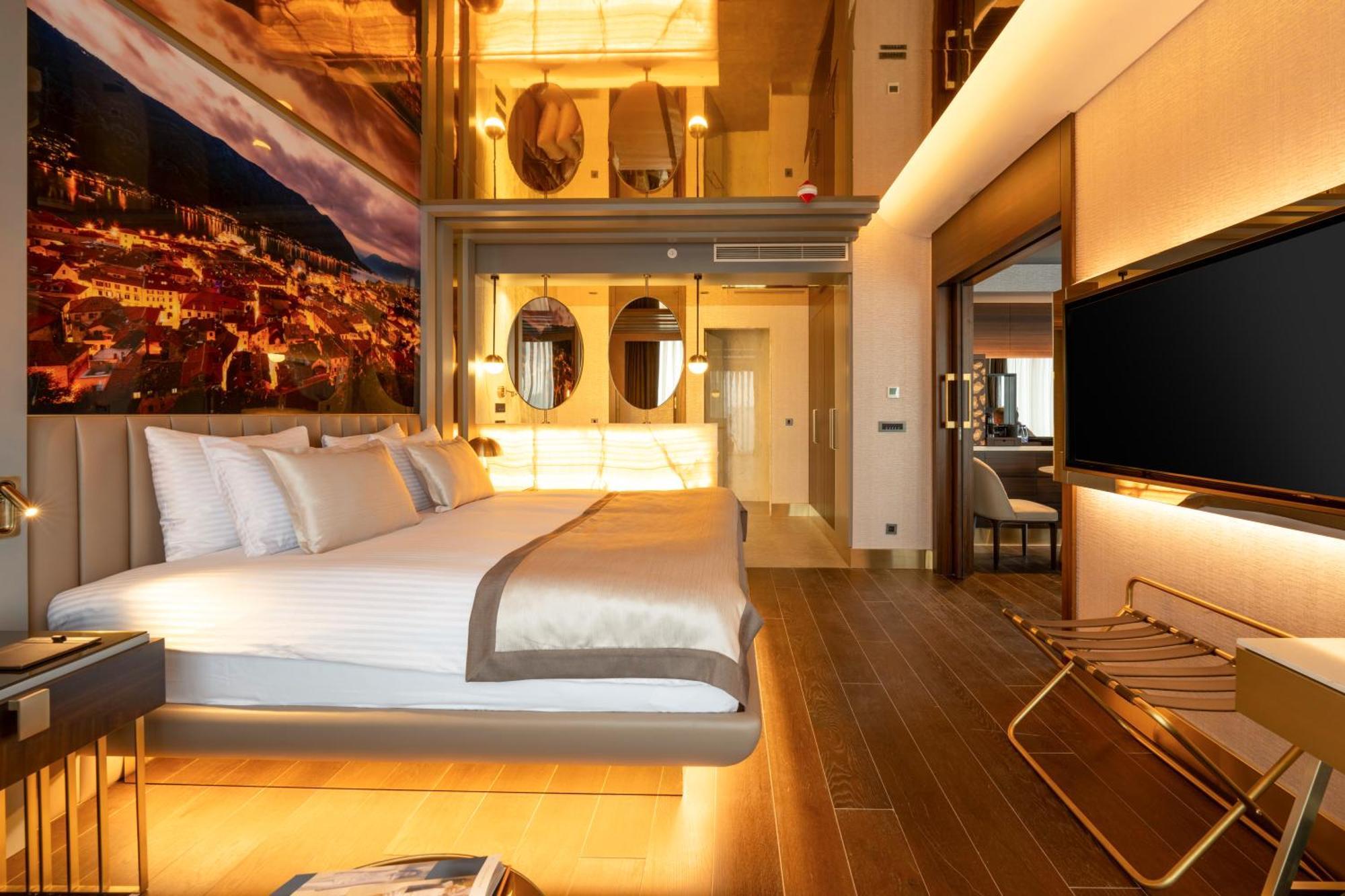 Merit Starlit Hotel & Residences ブドヴァ エクステリア 写真