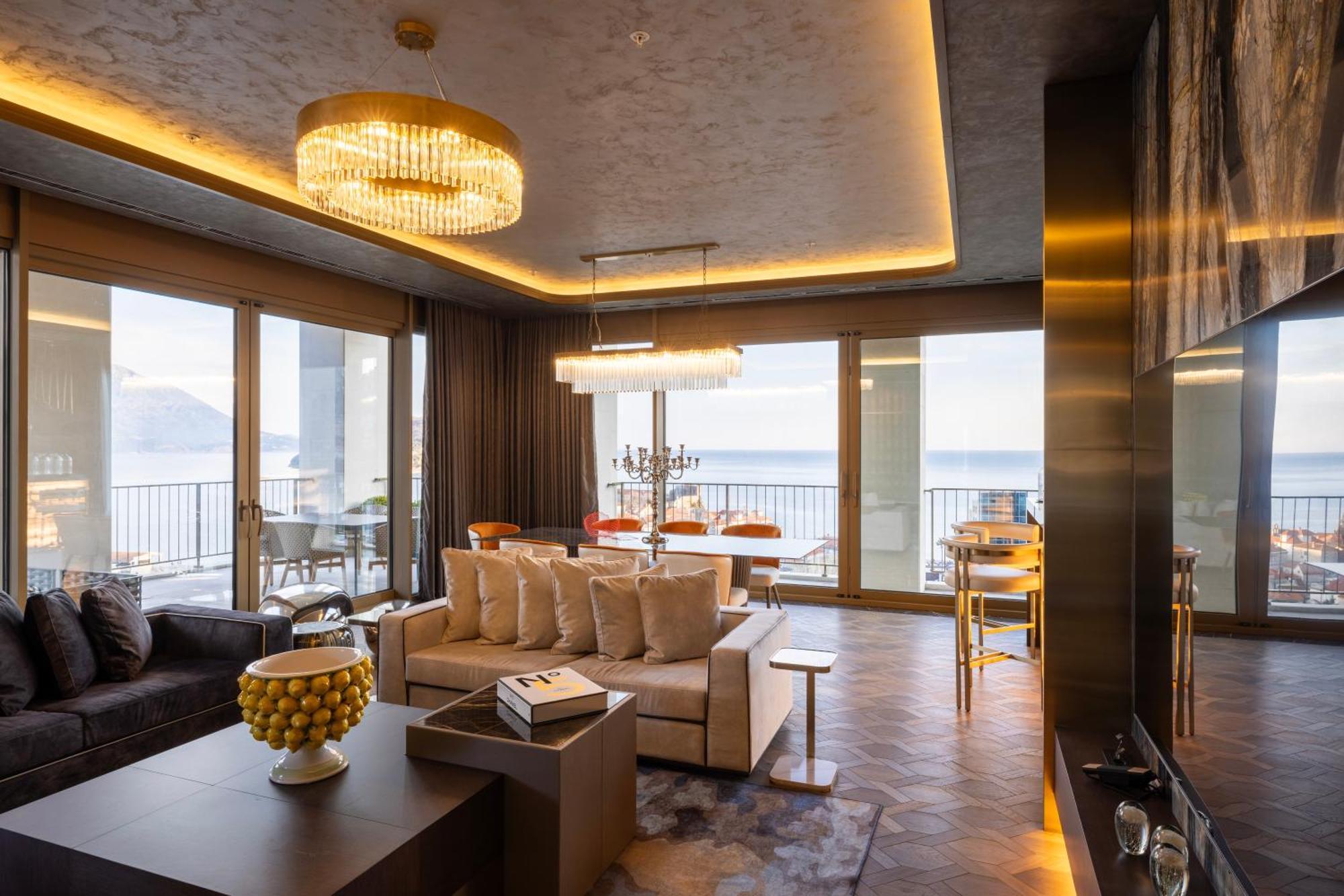 Merit Starlit Hotel & Residences ブドヴァ エクステリア 写真